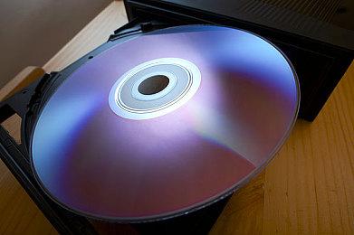 《消逝的光芒2》配乐制作幕后短片 乐器居然是垃圾制作的